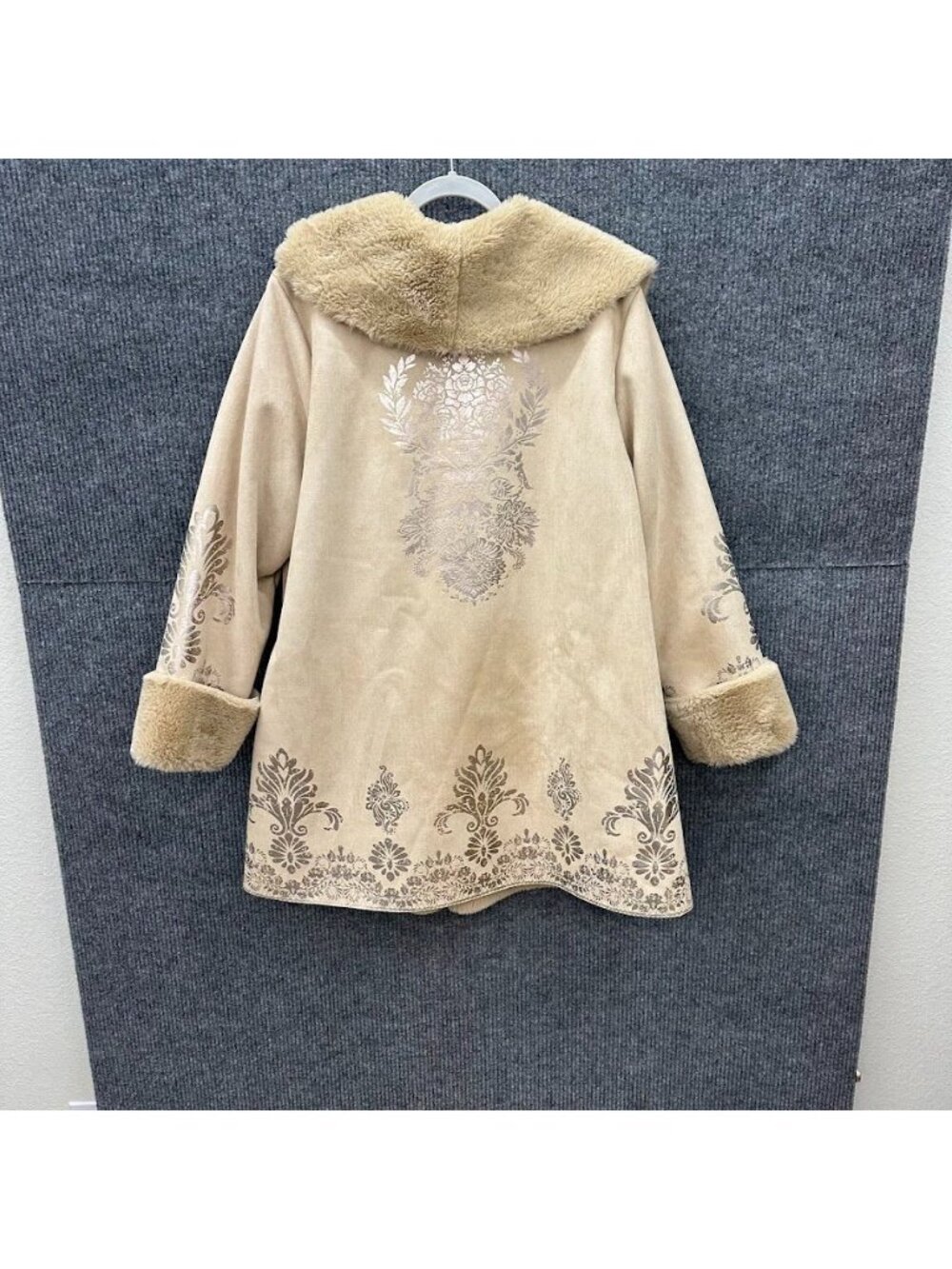 Soft Surroundings Brigitta Coat Embroidered Faux Fur Lined Womens Plus Size 1X - Picture 6 of 8